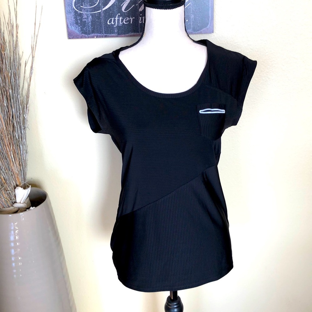 Athleta Speedsetter Black Striped Pocket T-Shirt Size XS